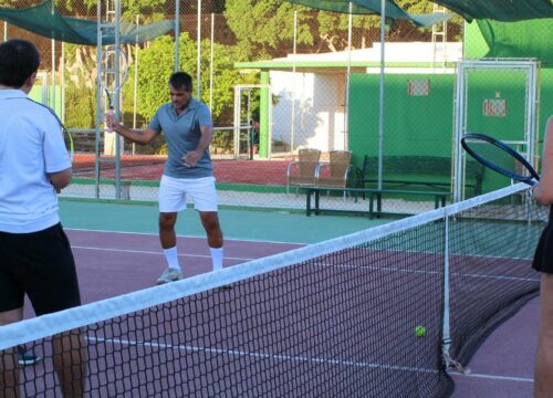 mejor escuela de tenis en malaga